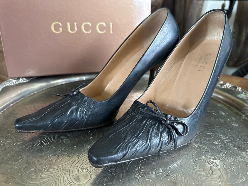 Vintage Gucci Tom Ford Era Black Leather Bow Pumps Heels 8.5 B Y2K